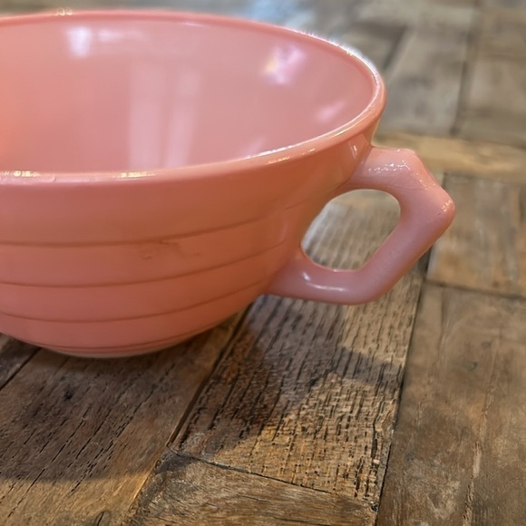 Hazel Atlas Moderntone Platonite Pastel Pink Cream Soup Bowls - Picture 4 of 9